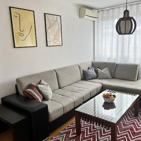 Hello Sa Apartment Sarajevo Exteriör bild